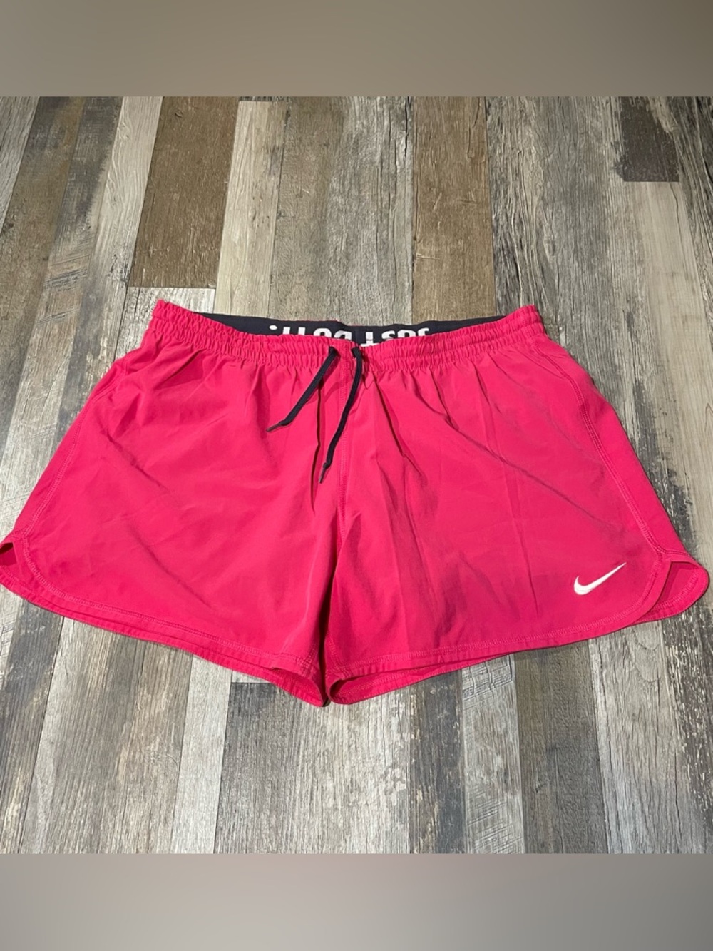 Nike Women's Hot Pink Athletic Shorts with Drawstring Waist Large
